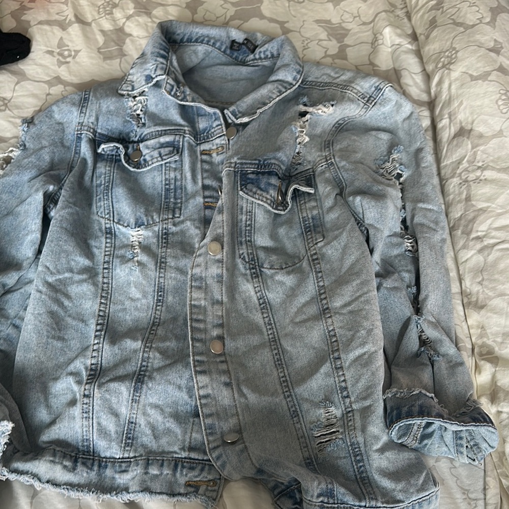 SHEIN Blue Jean Jacket Distressed Casual